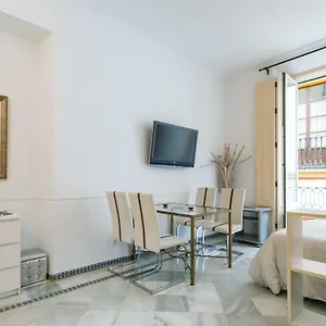 Appartamento Holidays Isbilia Centro By Valcambre, Siviglia